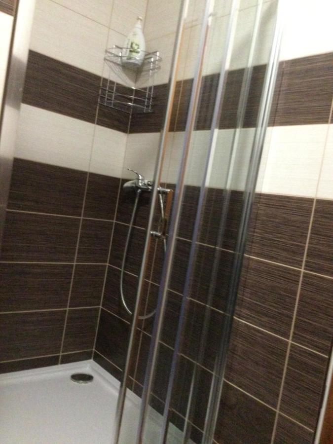 Hrusicka Restaurace A Penzion Hrusice Bagian luar foto